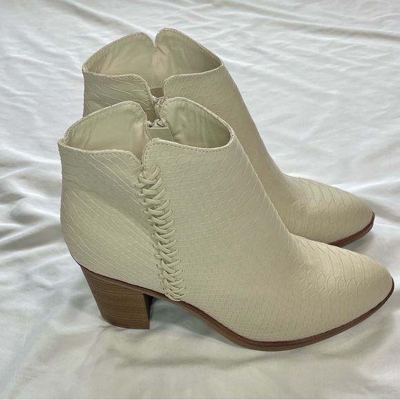 New MIA Vegan Snake Boot Heels Women’s Size 10 - Picture 1 of 5